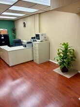 23 W 8th St, Bayonne, NJ à louer Photo intérieure– Image 2 sur 10