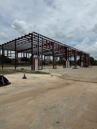 Plus de détails pour 12452 Spring Cypress Road Rd, Tomball, TX - Industriel/Logistique à vendre