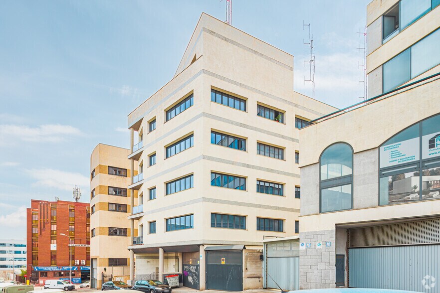 Calle de la Secoya, 29, Madrid, Madrid à vendre - Photo de l’immeuble – Image 2 sur 3