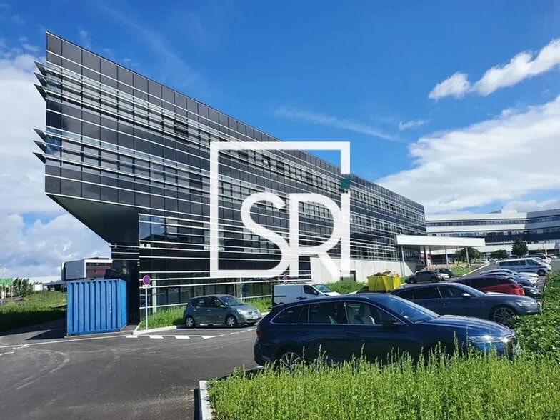 Bureau dans Cournon-d'Auvergne à louer - Photo de l’immeuble – Image 3 sur 10