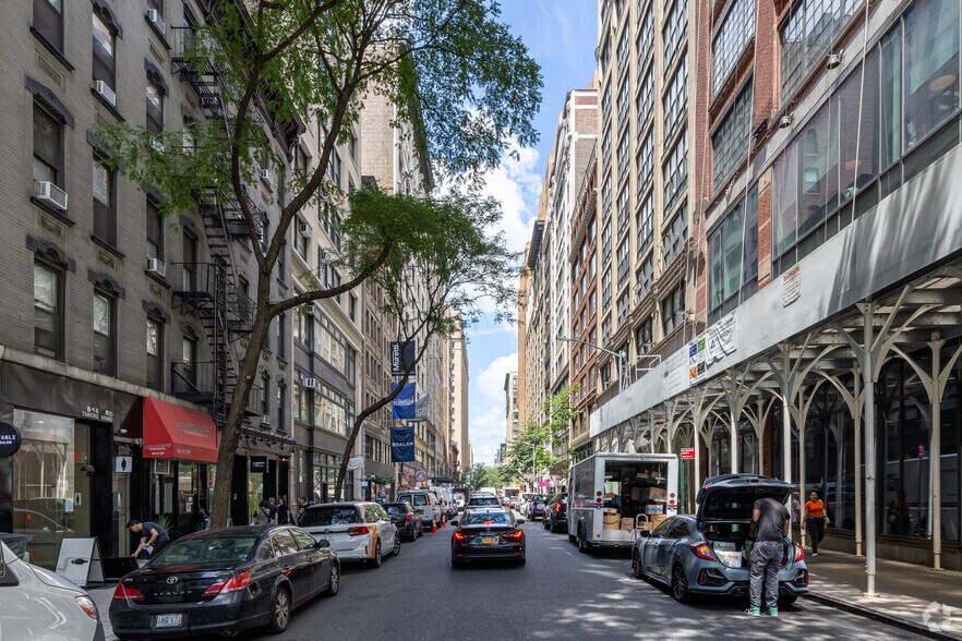 134 W 25th St, New York, NY à louer - Photo de l’immeuble – Image 3 sur 4