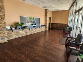 14809-14999 Tamiami Trl, North Port, FL à louer Photo intérieure– Image 1 sur 16