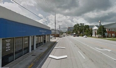 915 S Orange Ave, Orlando, FL à louer Photo de l’immeuble– Image 2 sur 4