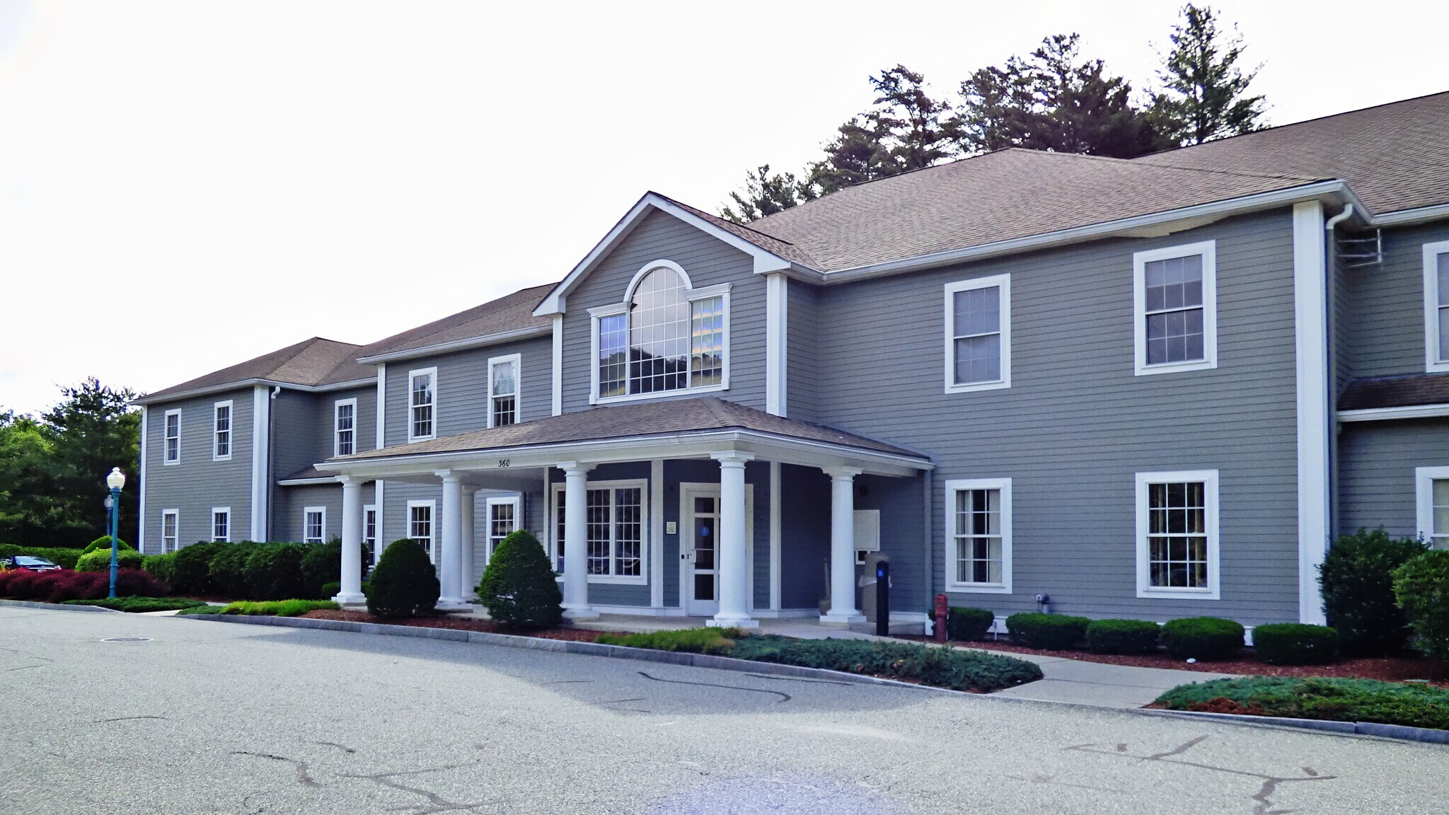 360 Brockton Ave, Abington, MA à louer Photo intérieure– Image 1 sur 12