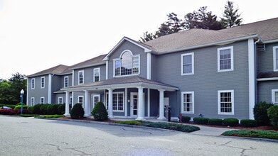 360 Brockton Ave, Abington, MA à louer Photo intérieure– Image 1 sur 12