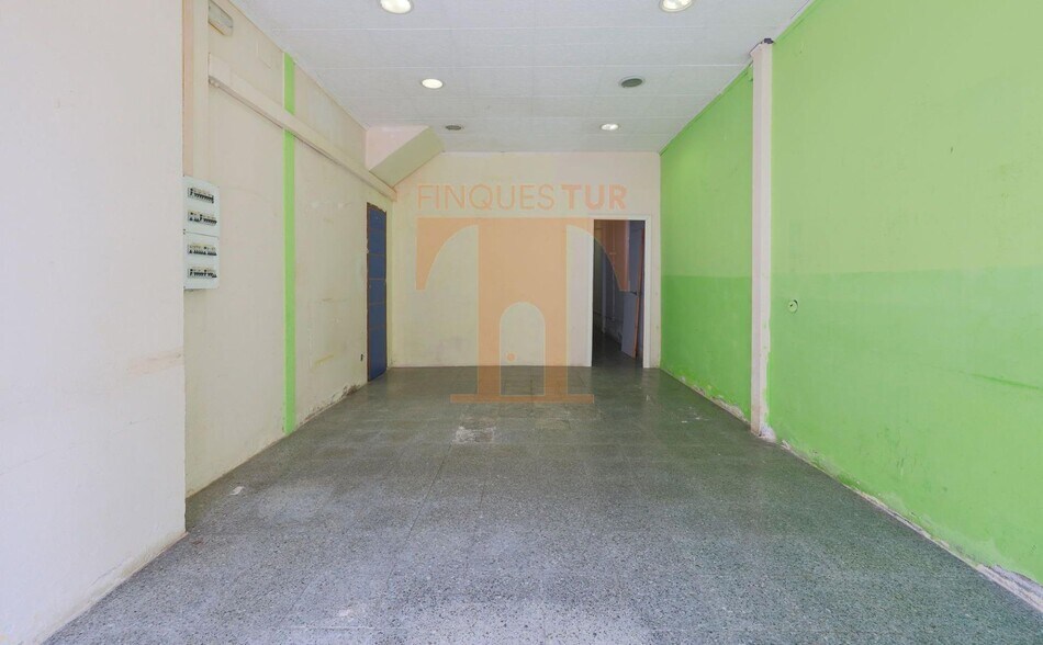 View Photo