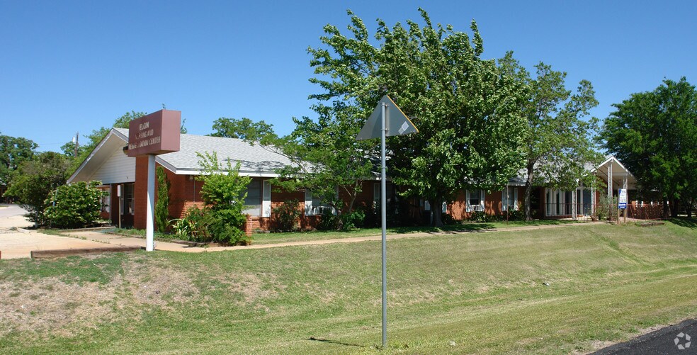 605 Hwy 290 North, Elgin, TX à vendre - Photo de l’immeuble – Image 3 sur 16