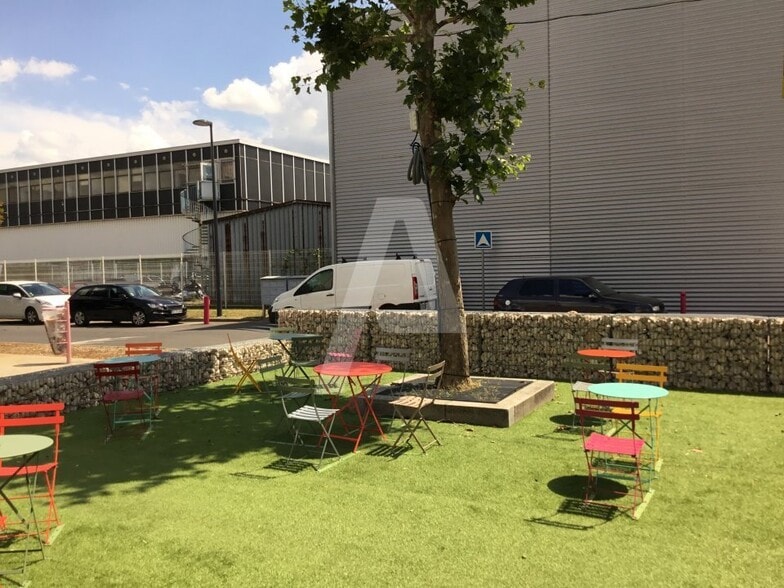 128 Bis Avenue Jean Jaurès, Ivry-sur-Seine à louer - Photo de l’immeuble – Image 2 sur 10