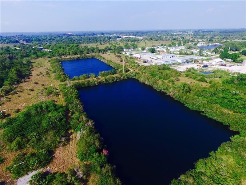 6527 Florida St, Punta Gorda, FL à vendre Photo principale– Image 1 sur 20