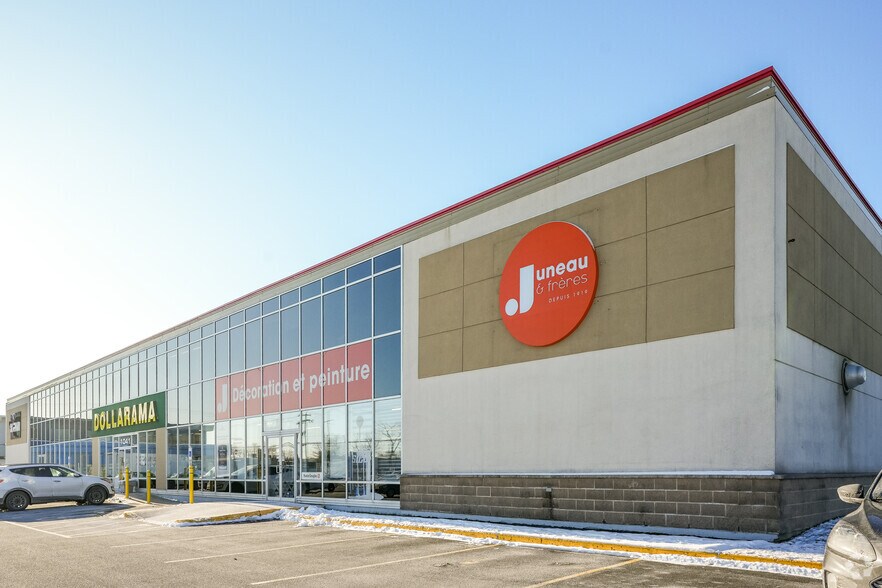 1041 Boul Pierre-Bertrand, Québec, QC à louer - Photo de l’immeuble – Image 3 sur 7