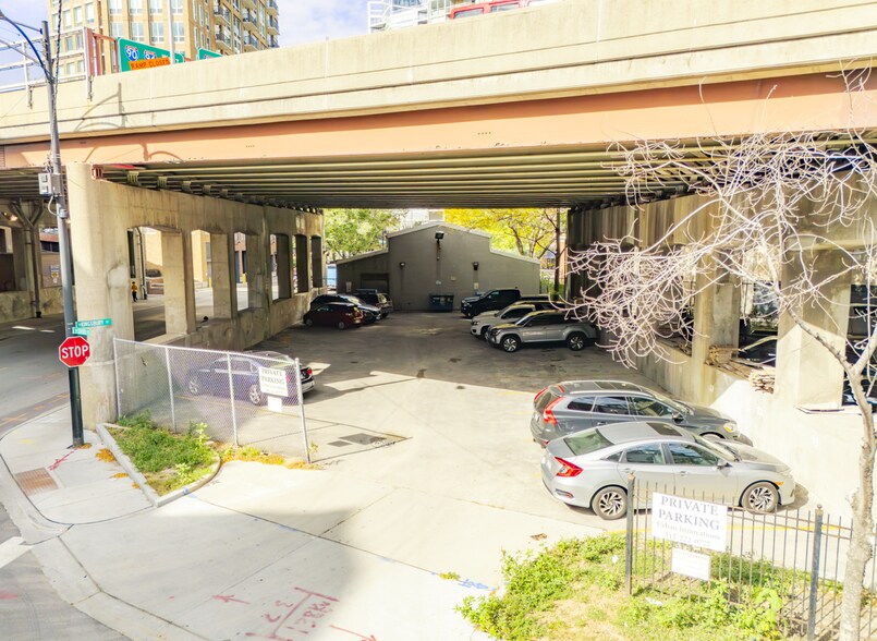 430 W Ohio St, Chicago, IL à vendre - Photo de l’immeuble – Image 3 sur 18