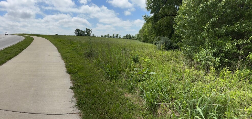 801 Fremont Road, Ozark, MO à vendre - Photo de l’immeuble – Image 3 sur 9