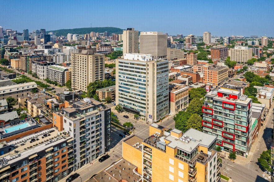 1055 Boul René-Lévesque E, Montréal, QC à louer - Aérien – Image 2 sur 5