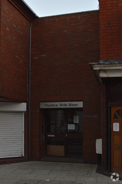25-33 High St, Telford à louer - Photo de l’immeuble – Image 2 sur 18