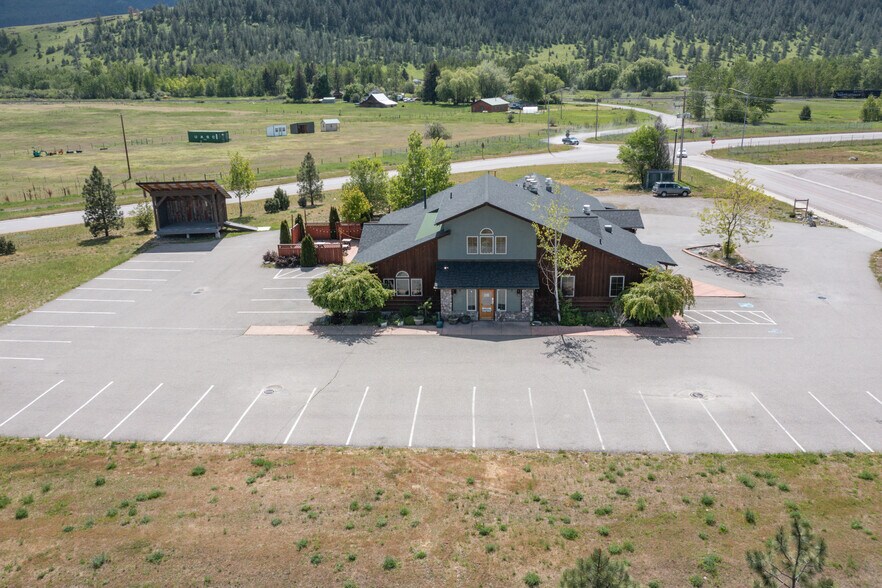 72532 N Couture Loop, Arlee, MT à vendre - Photo de l’immeuble – Image 3 sur 28