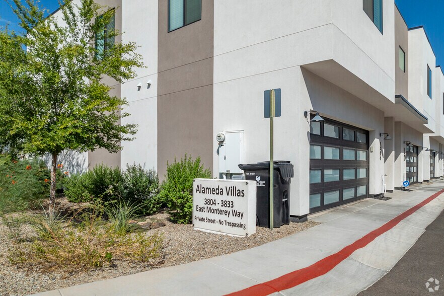 3804 E Monterey way, Phoenix, AZ à vendre - Photo de l’immeuble – Image 2 sur 6