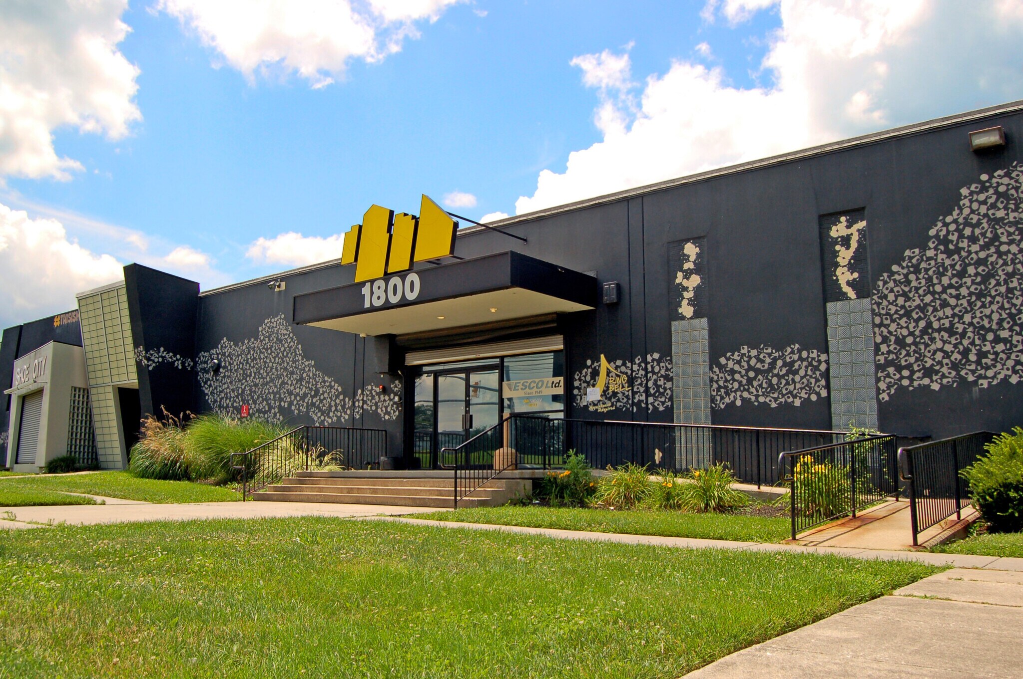 1800 Woodlawn Dr, Woodlawn, MD à vendre Photo principale– Image 1 sur 6