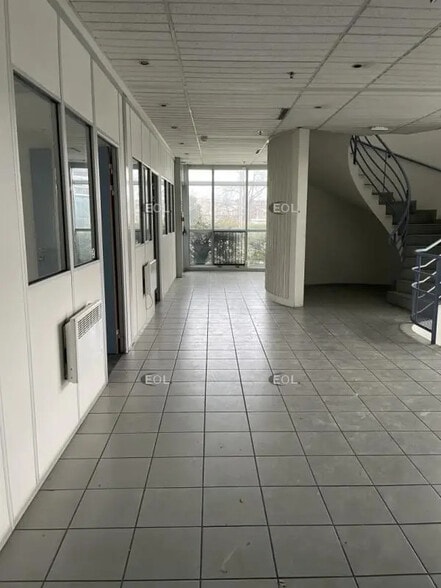 Industriel/Logistique dans Gennevilliers à louer - Photo intérieure – Image 3 sur 4