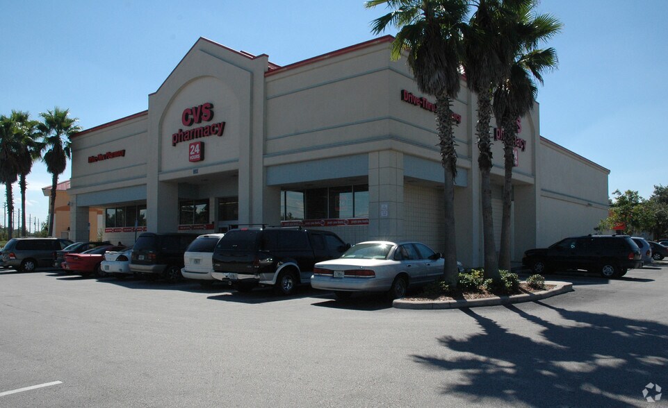 3300 S Orange Blossom Trl, Kissimmee, FL à vendre - Photo de l’immeuble – Image 2 sur 2