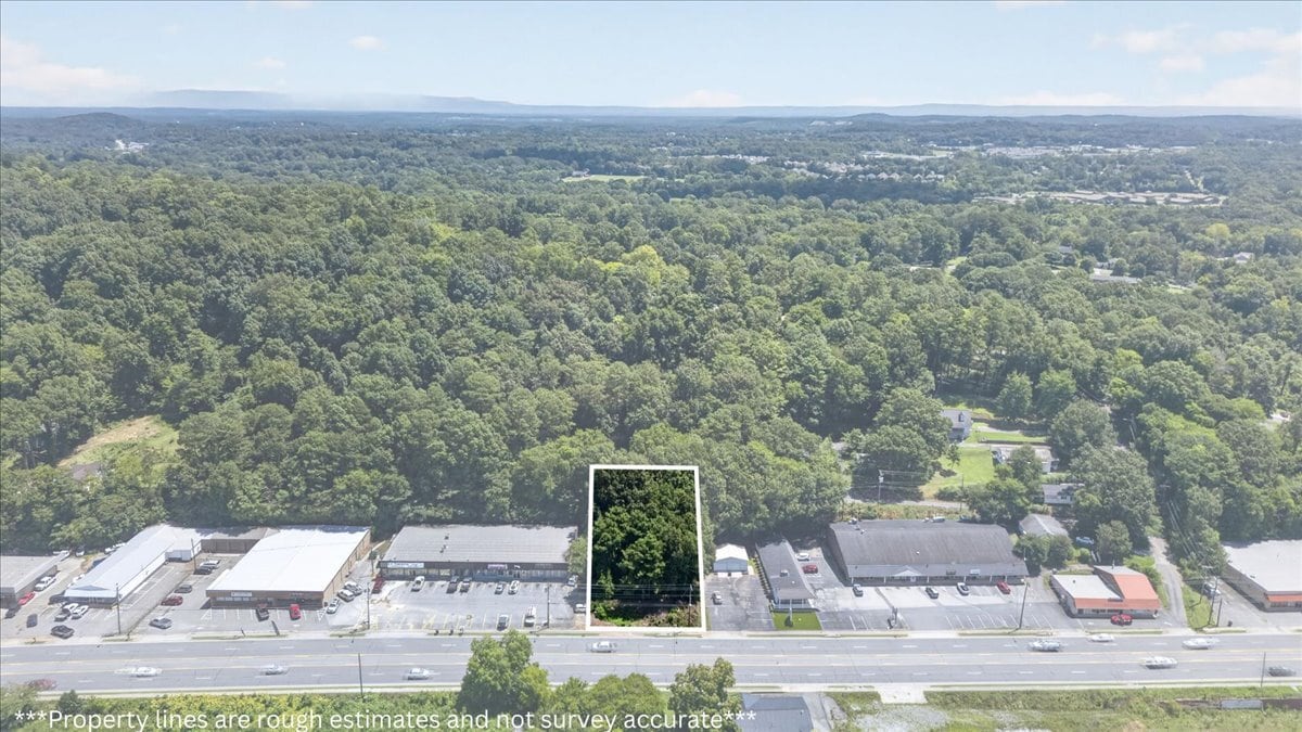 100 S Wall St, Calhoun, GA à vendre Photo principale– Image 1 sur 6