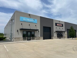 Plus de détails pour 222-234 NW Sunrise Dr, Waukee, IA - Local d’activités à vendre