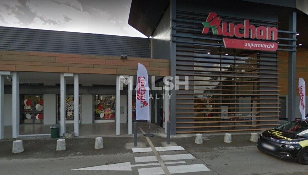 Local commercial dans Lyon à louer - Photo de l’immeuble – Image 1 sur 4