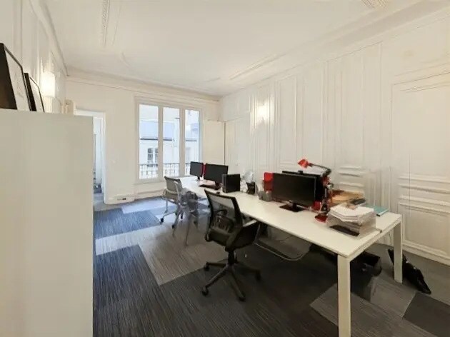 Bureau dans Paris à louer - Photo de l’immeuble – Image 2 sur 8