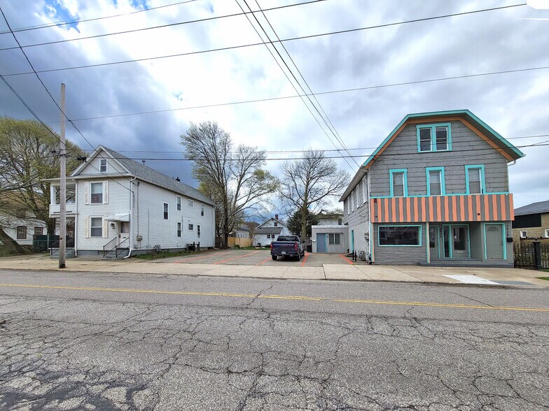 2930 Cherry St, Erie, PA à vendre - Photo principale – Image 1 sur 29