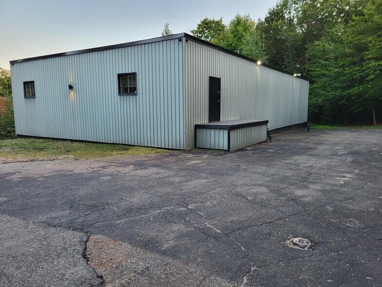 457 Rue De La Septaco, Brownsburg-chatham, QC à vendre - Photo de l’immeuble – Image 2 sur 2