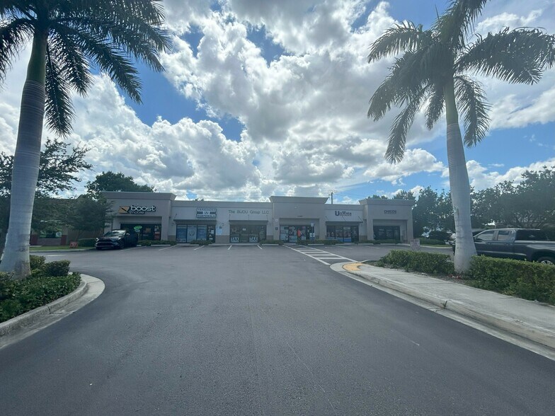 12285 Collier Blvd, Naples, FL à vendre - Photo de l’immeuble – Image 2 sur 5