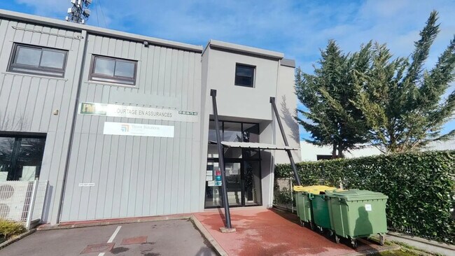 Plus de détails pour 1 Rue Du Languedoc, Brétigny-sur-Orge - Bureau à louer