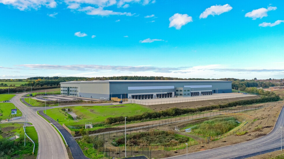 Integra 61, Durham à louer - Photo principale – Image 2 sur 70