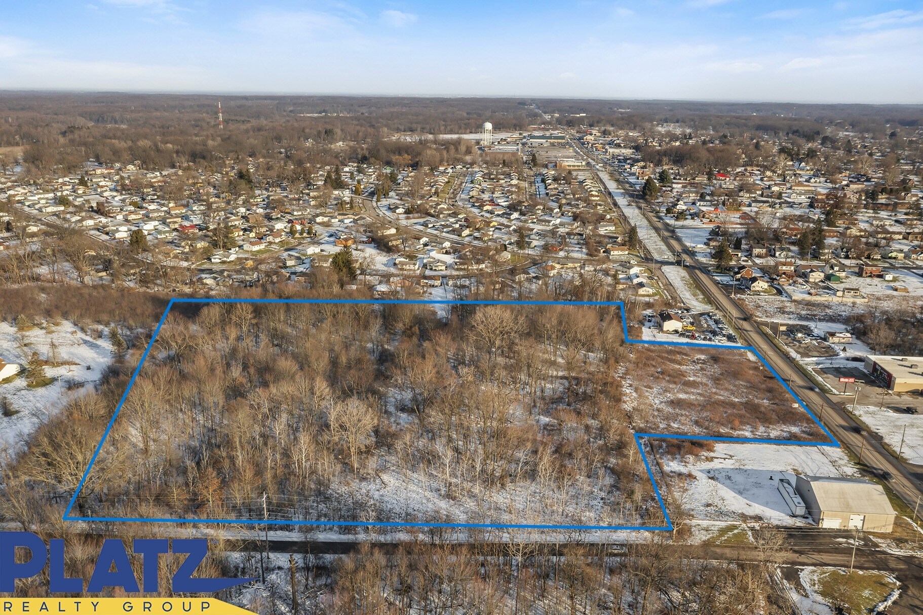 McCartney Road, Youngstown, OH à vendre Photo de l’immeuble– Image 1 sur 9