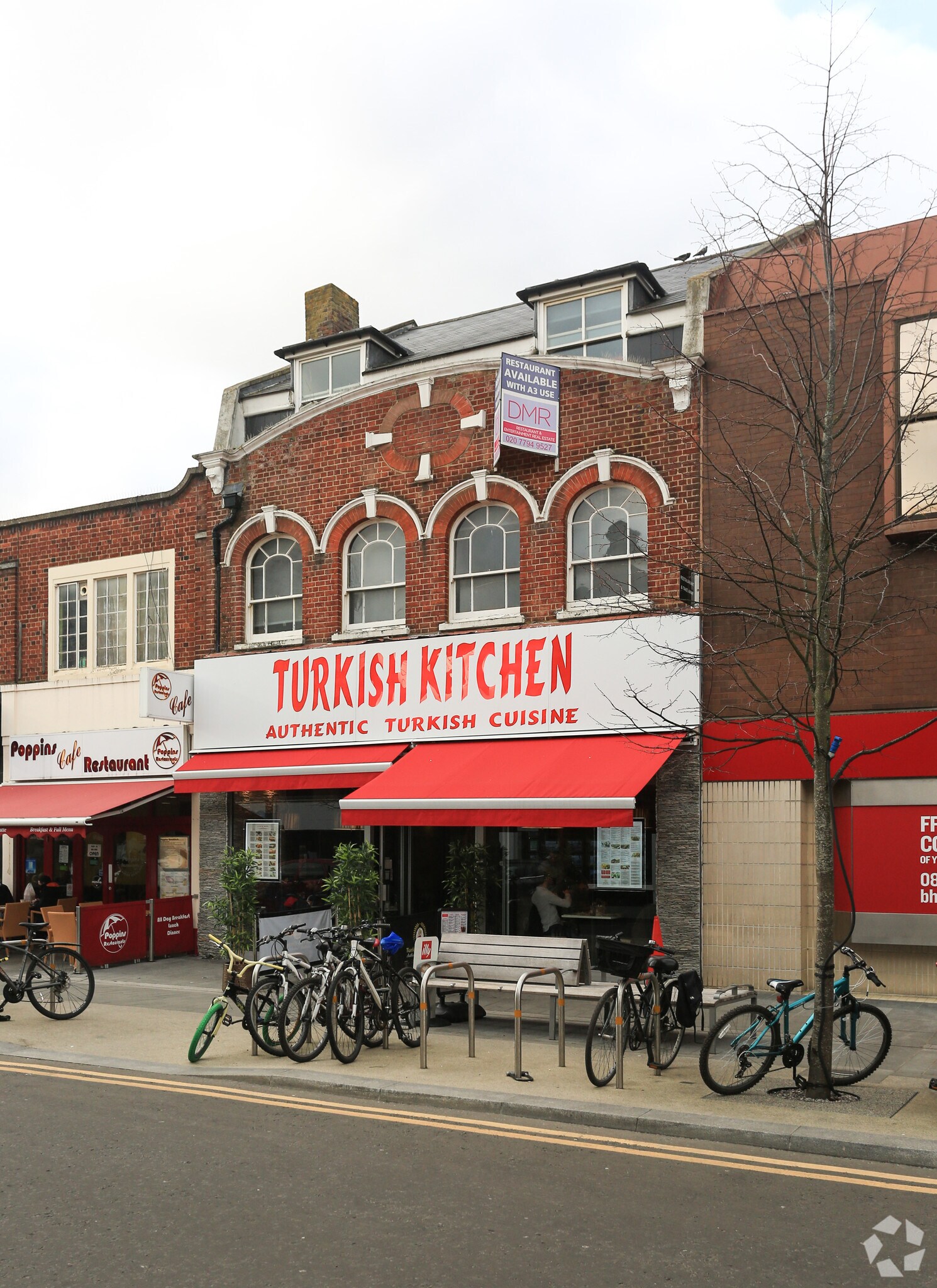 75 Commercial Way, Woking à vendre Photo principale– Image 1 sur 4
