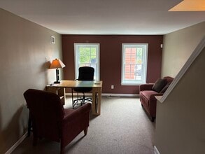 44 S Carrollton Ave, Baltimore, MD à louer Photo intérieure– Image 2 sur 4