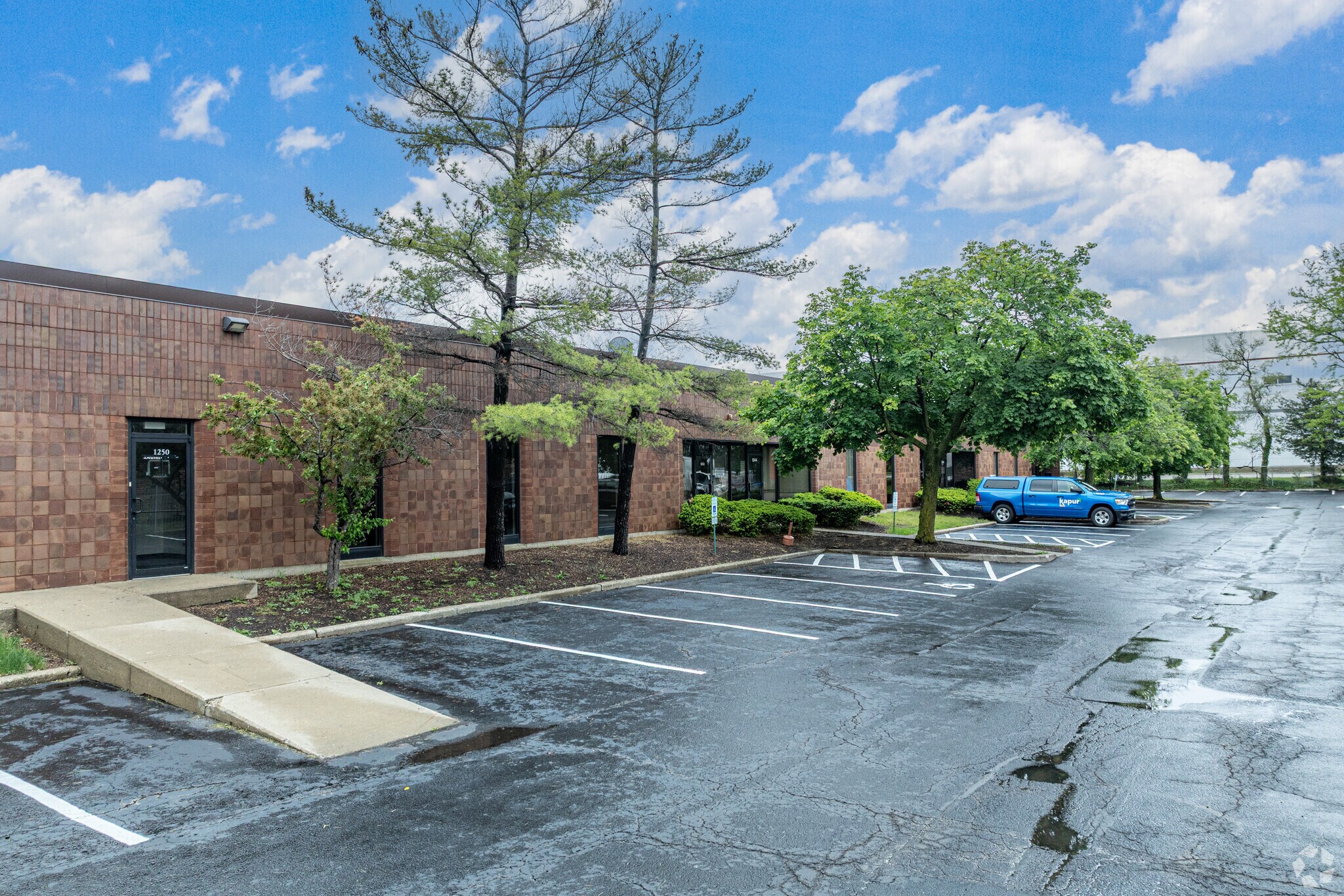 1230-1300 Mark St, Bensenville, IL à louer Photo principale– Image 1 sur 5