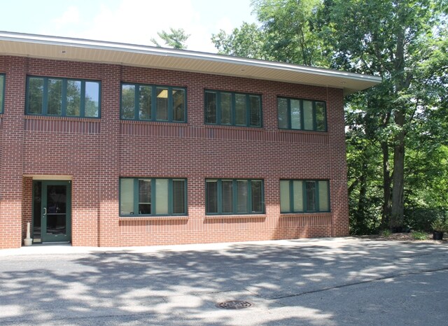 1428 44th St SW, Grand Rapids, MI à vendre - Photo de l’immeuble – Image 2 sur 4
