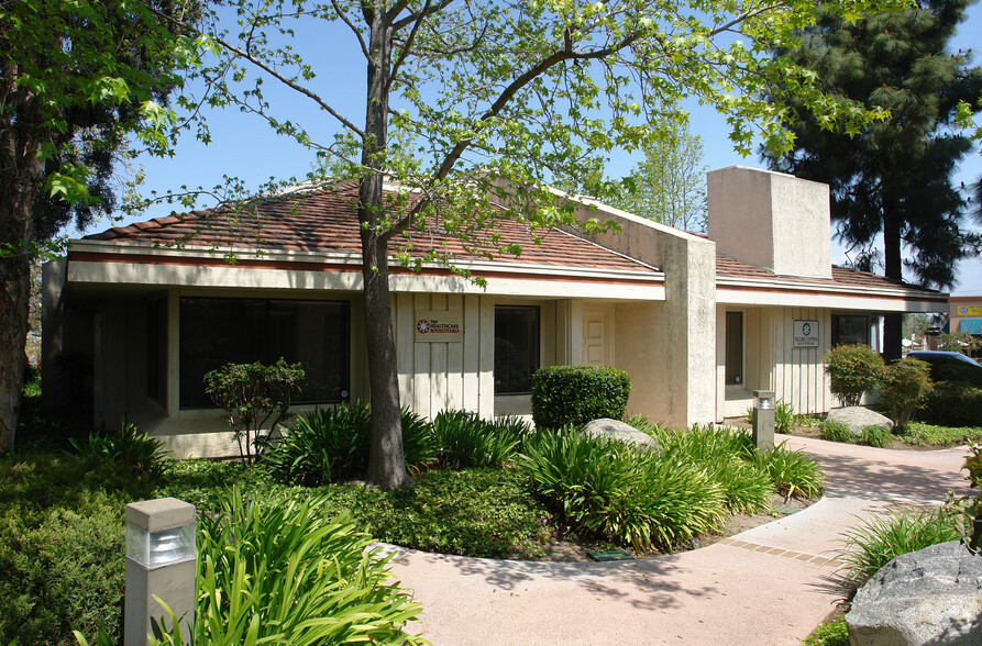 2800 Camino Dos Rios, Thousand Oaks, CA à vendre - Photo de l’immeuble – Image 3 sur 4
