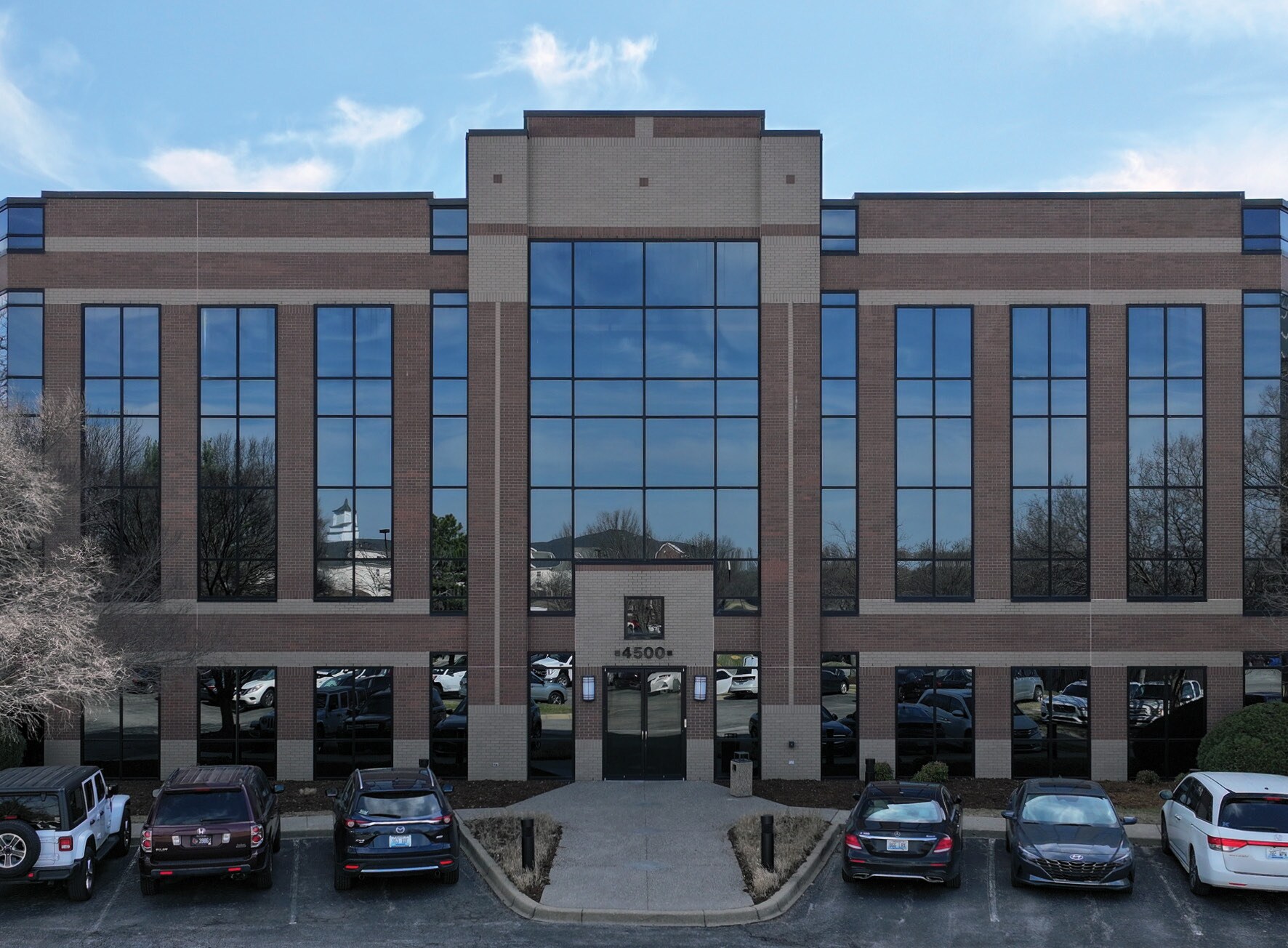 4500 Bowling Blvd, Louisville, KY à vendre Photo de l’immeuble– Image 1 sur 12