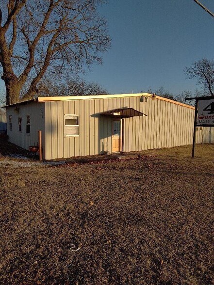291 W Broadway Ave, Langley, OK à vendre - Photo de l’immeuble – Image 1 sur 7