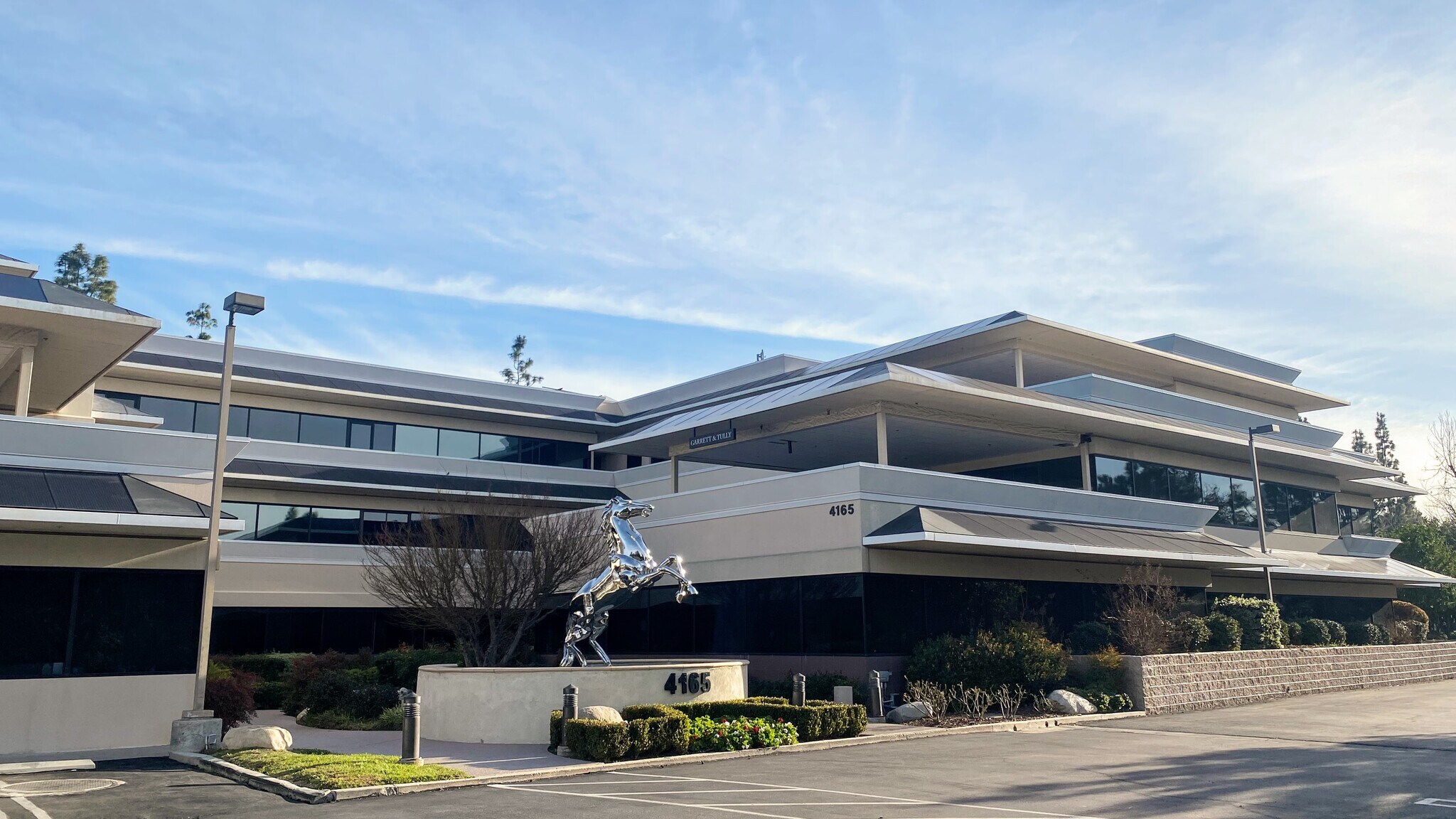 4165-4195 E Thousand Oaks Blvd, Westlake Village, CA à louer Photo principale– Image 1 sur 8