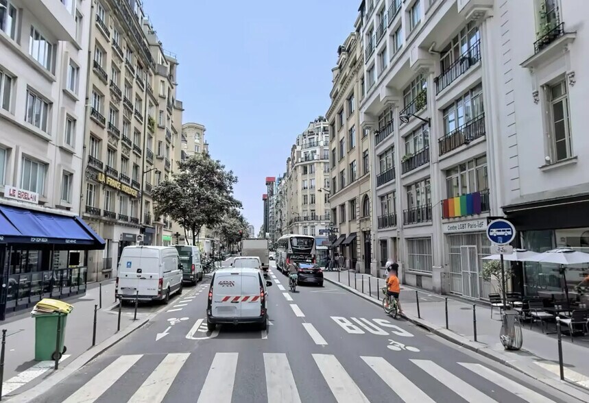 Local commercial dans Paris à louer - Photo de l’immeuble – Image 3 sur 3