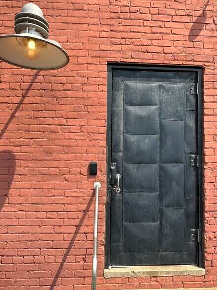12 Havemeyer Pl, Greenwich, CT à louer - Photo de l’immeuble – Image 3 sur 37