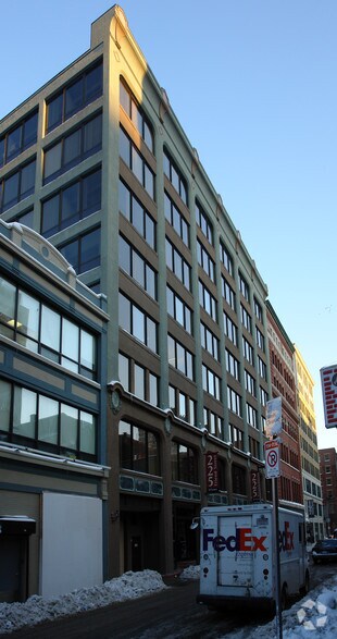 225 Friend St, Boston, MA à louer - Photo de l’immeuble – Image 2 sur 11