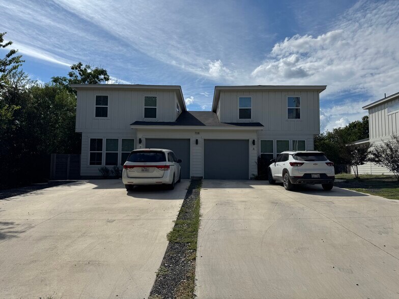 Burnet Single Family & Duplex Portfolio portefeuille de 6 biens à vendre sur LoopNet.fr - Photo principale – Image 3 sur 6