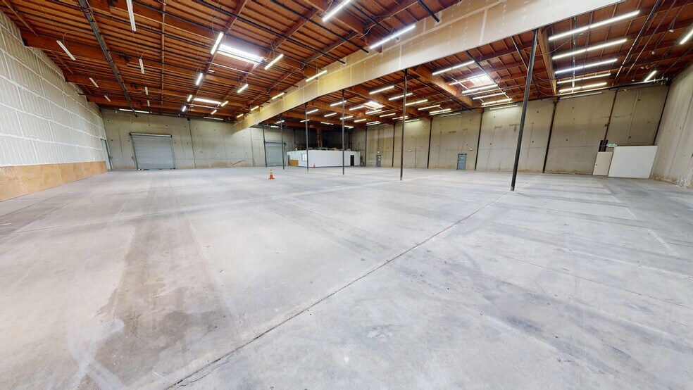 8450 Belvedere Ave, Sacramento, CA à louer - Photo de l’immeuble – Image 3 sur 22