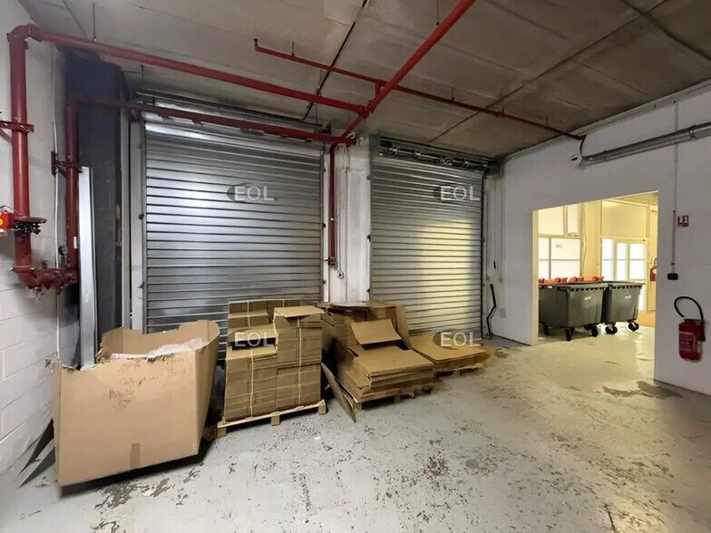 32 Avenue De L'Oceanie, Villejust à louer - Photo de l’immeuble – Image 2 sur 5
