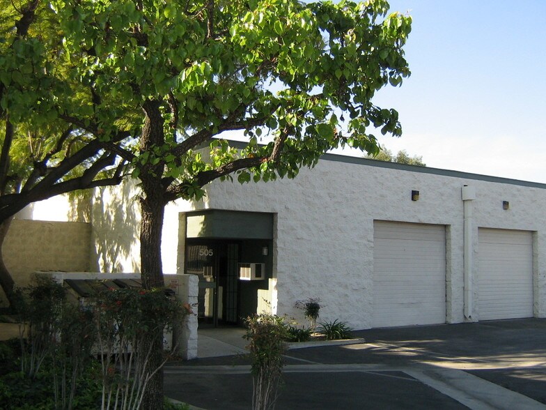 1495 W 9th St, Upland, CA à louer - Photo de l’immeuble – Image 1 sur 14