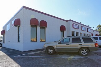 Plus de détails pour 204-208 E Nakoma St, San Antonio, TX - Local d'activités à louer