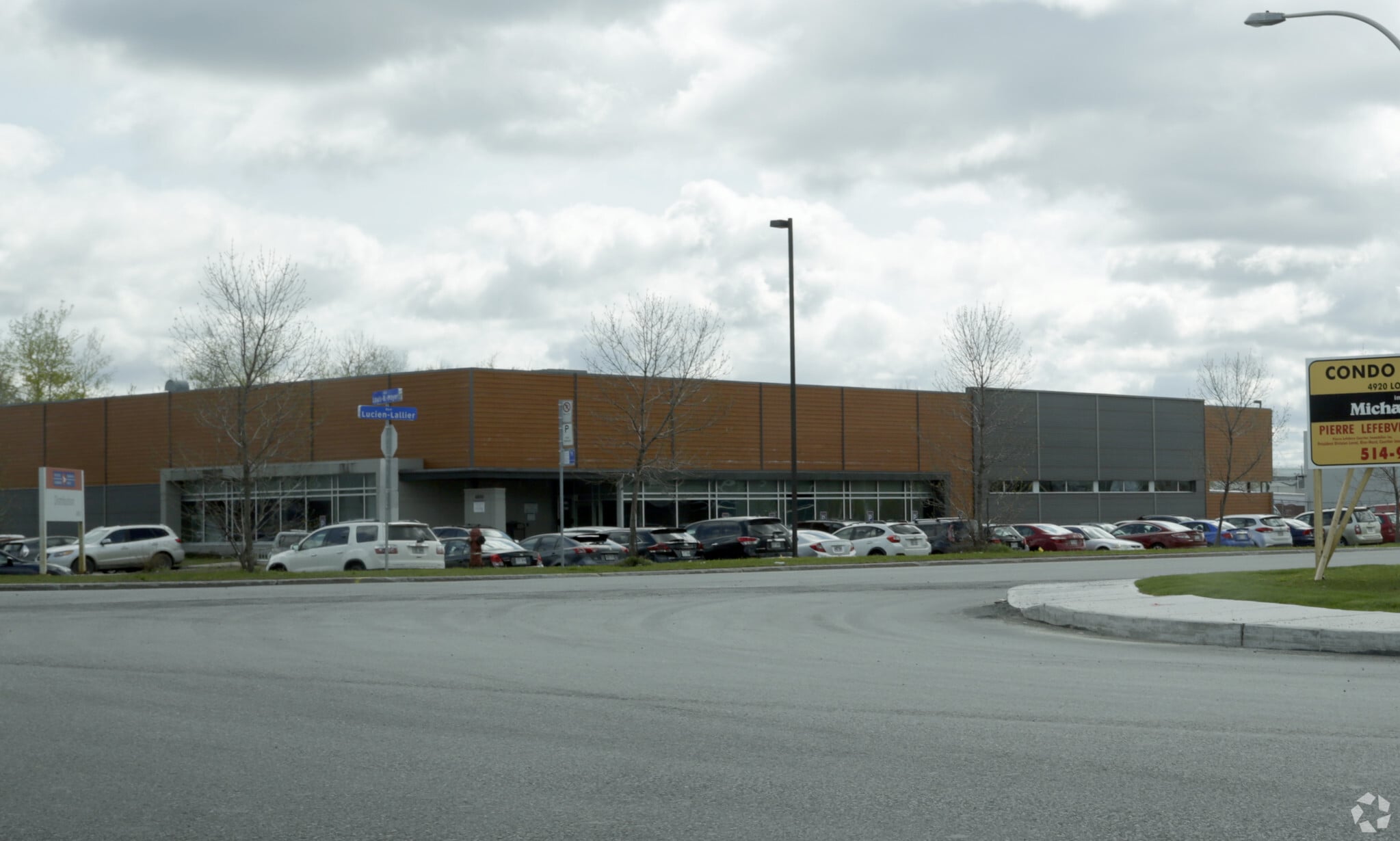 4800 Rue Louis-B.-Mayer, Laval, QC à vendre Photo principale– Image 1 sur 3